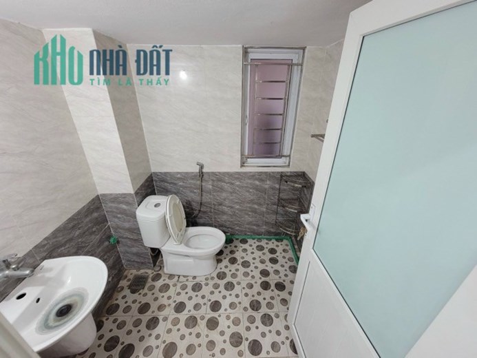 Bán nhà chính chủ Trung Tâm Cầu Giấy - Ô tô Vào Nhà - Kinh Doanh - Văn Phòng 62m x 4T Nhỉnh 8 tỷ