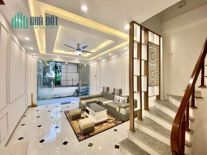 Bán nhà phố Trương Định, 30m x 5, nhà đẹp khoe họ hàng , 0945676597
