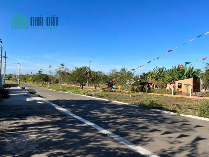 Cần tiền bán gấp 319m2 thổ cư 100% Giáp TT Trảng Bom Giá cắt lỗ 700tr. Lh;0931895554