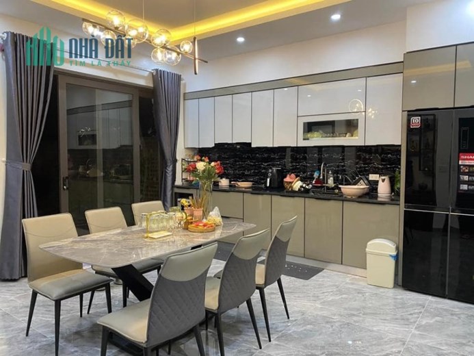 Bán nhà phố Trương Định, 30m x 5, mua nhà chơi tết, 0945676597