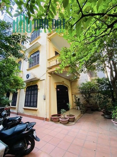 BÁN NHÀ BIỆT THỰ S N VƯỜN Phố Đội Cấn, Ba Đình - 170m2 Mt:10m, ô tô đỗ sân