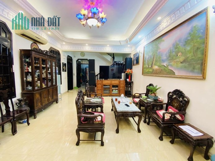BÁN NHÀ BIỆT THỰ S N VƯỜN Phố Đội Cấn, Ba Đình - 170m2 Mt:10m, ô tô đỗ sân