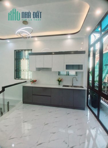 NHÀ 3 TẦNG ĐỘC LẬP Ô TÔ ĐỖ CỬA TẠI MIẾU HAI XÃ