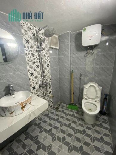 Bán nhà phố Trương Định, 30m x 5, chủ KTS , rất đẹp, xem là thích