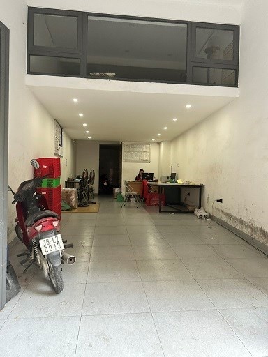 Cho thuê MBKD tầng 1 + tầng lửng phố Bùi Ngọc Dương, P.Thanh Nhàn, Hai Bà Trưng, 14tr/th; 0965308888