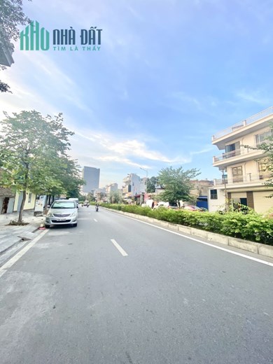 NHÀ XÂY MỚI TINH MẶT ĐƯỜNG ĐÔNG KHÊ 2