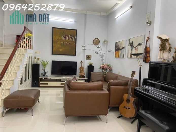 Bán nhà 3 tầng hẻm ô tô Thái Nguyên trung tâm Ngã 6 Nha Trang