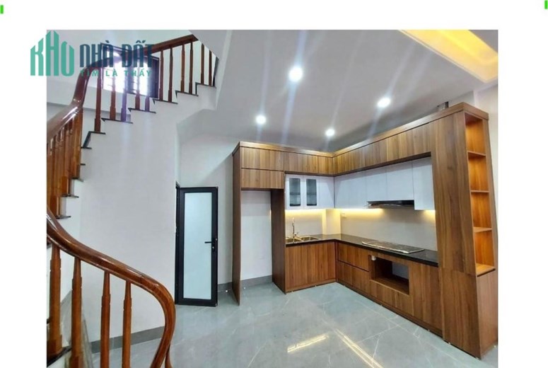 0812037567 Mr KHỞI BÁN NHÀ TƯ ĐÌNH  LONG BIÊN 45M, 5TẦNG,3,9 TỶ, SÁNG RỰC RỠ
