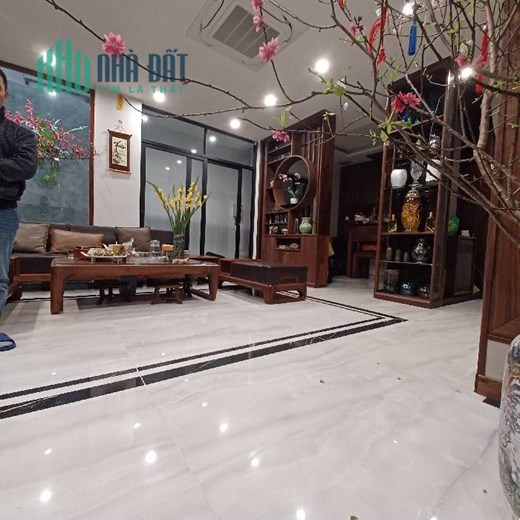 Bán Gấp nhà Trung tâm Cầu Giấy Phân Lô - Ô tô tránh - Văn Phòng - KD- Vỉa hè - 65m x 5T Nhỉnh 15 tỷ