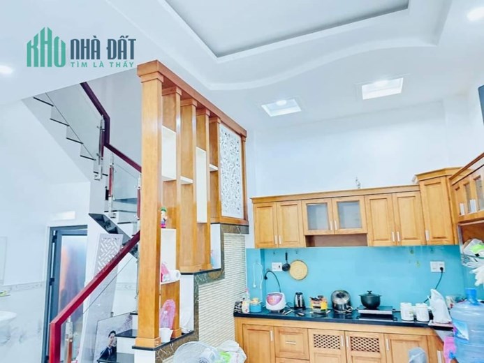 Bán Nhà Giảm Chào Ngay Siêu Thị Emart 2 Gò Vấp Hẻm 8m Ngang 6m giá 5 tỷ