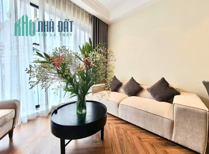 DUY NHẤT nhà Phạm Văn Đồng Cầu Giấy, lô góc, ô tô, sát phố, kinh doanh 61m giá 8.5 tỷ