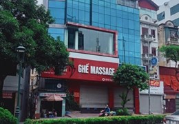Bán Tòa nhà kinh doanh văn phòng 150m2 mặt phố Nguyễn Văn Cừ 10 tằng thang máy dòng tiền 200tr/th