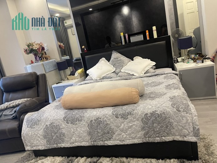 Cần bán rất gấp nhà HXH Bình Giã, P13, Tân Bình, 4,3x17m, 5 lầu, giá chỉ 12.5 tỷ