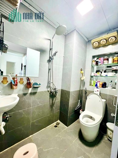 Bán chung cư Thành Phố Giao Lưu 2 ngủ - chỉ hơn 2 tỷ