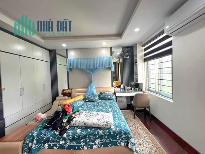 Bán Căn Biệt Thự Gleximco Lê Trọng Tấn 120m2 x 4 tầng thang máy, 4 phòng khép kín, nội thất sang