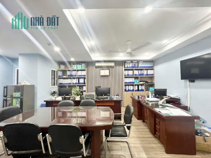 ANH CON BÁC RUỘT NHỜ BÁN NHÀ NGUYỄN AN NINH 55M 4T THANG MÁY Chỉ 6 TỶ 9