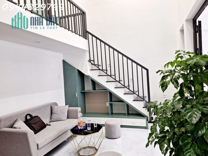 Nhà mê lửng - Giá 2 tỷ xx - Kiệt ô tô - Diện tích >90m2 - Nhà mới 3 phòng ngủ - đường Lê Độ, Thanh