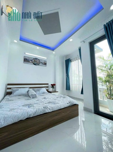 Bán Nhà 2 tầng, HUỲNH TẤN PHÁT, THỊ TRẤN NHÀ BÈ, 5x7m chỉ 2.x tỷ