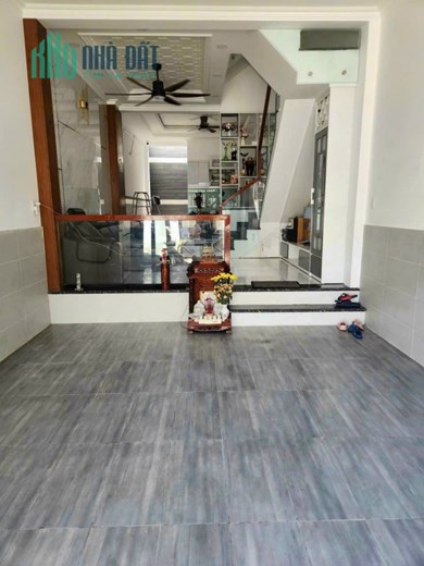 Bán Nhà 4 tầng, HUỲNH TẤN PHÁT, KP7, THỊ TRẤN NHÀ BÈ, 4m x14m chỉ 4.x tỷ