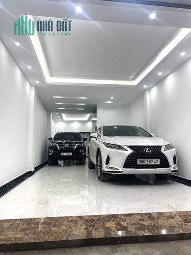 Siêu phẩm Nguyễn Văn Cừ, 6 tầng thang máy, full nội thất, ô tô, 66m2, MT 4.5m, nhỉnh 12 tỷ