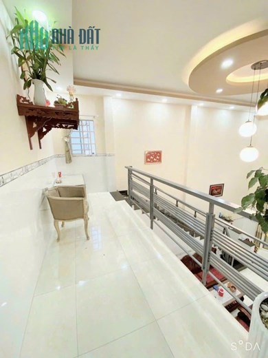 Nhà đẹp vô ở ngay DT 100m2 hẻm 30m ra đường 11 - Linh Xuân Giá 3 tỷ