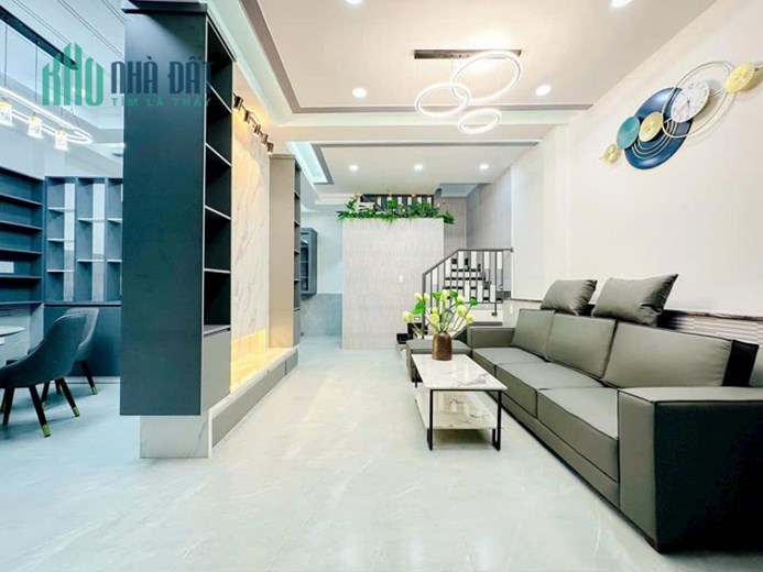 Bán nhà ngõ 38 Xuân La –dân xây-gần bãi gửi oto 62m 5tầng 7.7 tỷ