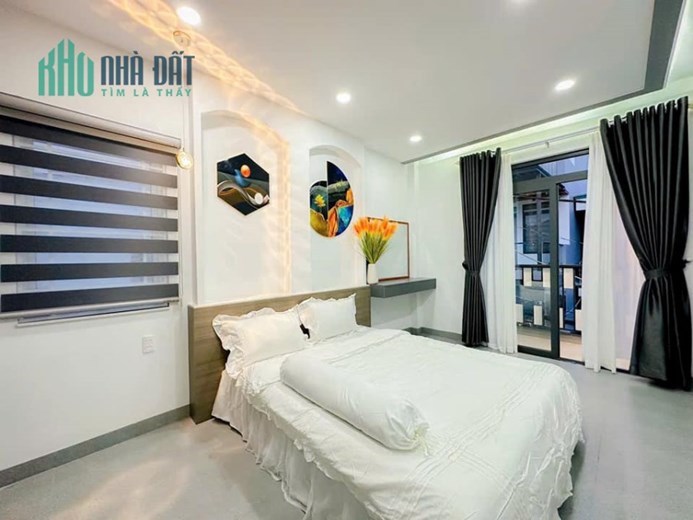 Bán nhà ngõ 38 Xuân La –dân xây-gần bãi gửi oto 62m 5tầng 7.7 tỷ