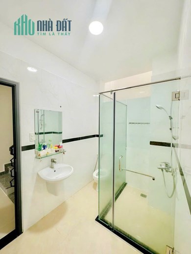 Bán Nhà 3 tầng, LÊ VĂN LƯƠNG, P.TÂN QUY, QUẬN 7, 4m x11m chỉ 5.x tỷ