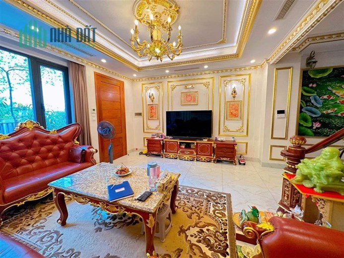BÁN NHÀ VỊ TRÍ ĐẸP, SÁT PHỐ, THANG MÁY, VỈA HÈ, GARA Ô TÔ, KINH DOANH ĐỈNH PHỐ NGUYÊN HỒNG