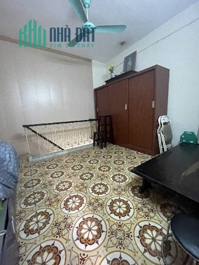 CHUYỂN NHƯỢNG NHÀ TRƯỜNG CHINH Ô TÔ ĐỖ CỬA NGÕ THÔNG NHỈNH 4 TỶ(CÒN THƯƠNG LƯỢNG)