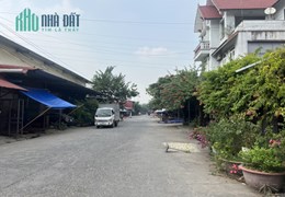 TRỤC CHÍNH TRỤC ĐƯỜNG 271 KINH DOANH BUÔN BÁN SẦM UẤT ĐA NGÀNH NGHỀ 
Diện tích 120 m mặt tiền 6 m