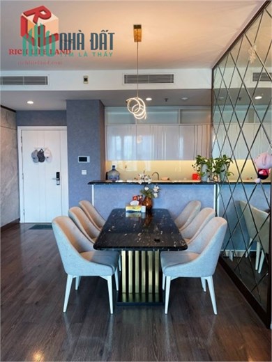 Căn hộ Sadora 3 phòng ngủ tại Sala - Tầng cao