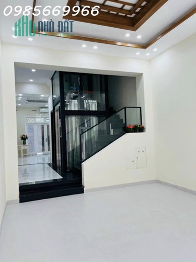 Pháo Đài Láng, Đống Đa,Chỉ 120tr/m, 15m ra ô tô 47 m - 5,4 tỷ