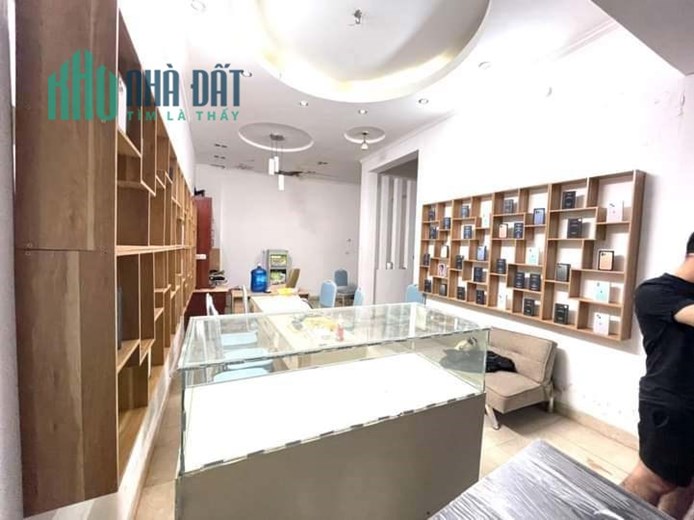 Bán Nhà Đường Phạm Văn Đồng 58,1m2 x 4 tầng, căn góc 3 mặt ngõ, gần Phố ngõ nông rộng, giá đầu tư