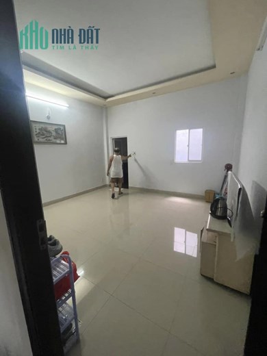 BÁN NHÀ XE HƠI ĐỖ CỬA - 3 TẦNG BTCT - 74M2 - 4PN - NHỈNH 6 TỶ