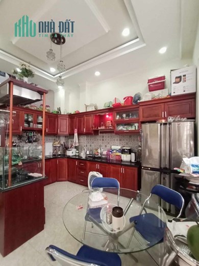 Bán nhà Hiệp Bình Phước TĐ,xe hơi vào nhà,81m2,3 Tầng,Ngang 6.7m,7 Tỷ5