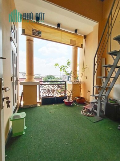 Bán nhà Hiệp Bình Phước TĐ,xe hơi vào nhà,81m2,3 Tầng,Ngang 6.7m,7 Tỷ5