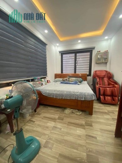 Bán nhà Phân Lô Huỳnh Thúc Kháng 38mX6T ngõ thông kinh doanh ô tô vào nhà nhỉnh 8 tỷ