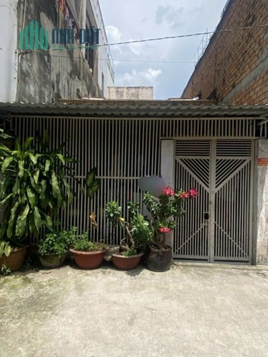 Bán nhà đường Tên Lửa phường Bình Trị Đông B 4x16 hẻm 6m đối diện với UB quận Bình Tân.