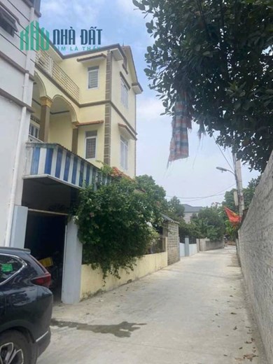 Hàng siêu Hót tại xã đồng tâm, mỹ đức, hà nội
Tài chính từ 300triệu 1 lô(tuỳ theo lô)
Đất trong khu