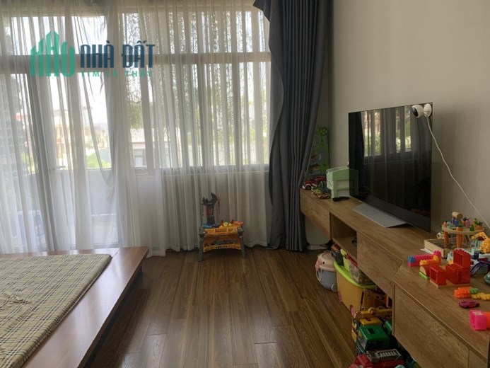 ► Mặt Tiền đường 18m Khuê Trung gần Nguyễn Hữu Thọ 4 tầng Đẹp Chất