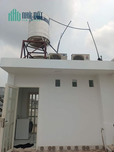 NHÀ MỚI, 4 TẦNG- NỞ HẬU NGAY TRUNG TÂM Q9 GIÁ 5,2 TỶ- CÒN GIẢM