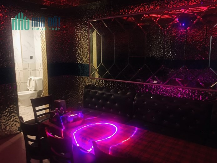 QUÁN KARAOKE MAI HÀ ĐÃ TRỞ LẠI SAU NHIỀU NĂM NGHỈ DỊCH