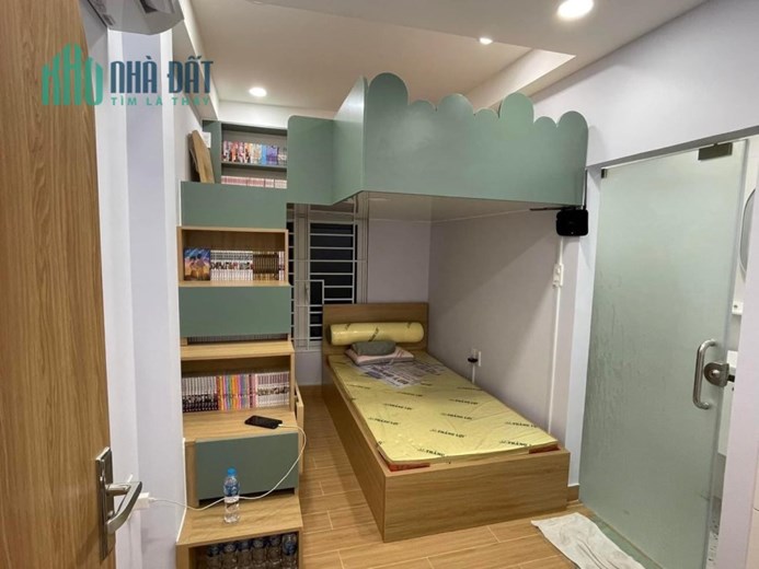 Bán gấp trong 7 ngày, nhà Sư Vạn Hạnh, Quận 10, 47m2, 3 tầng, chỉ 4 tỷ 300