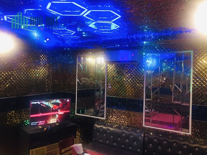 QUÁN KARAOKE MAI HÀ ĐÃ TRỞ LẠI SAU NHIỀU NĂM NGHỈ DỊCH
