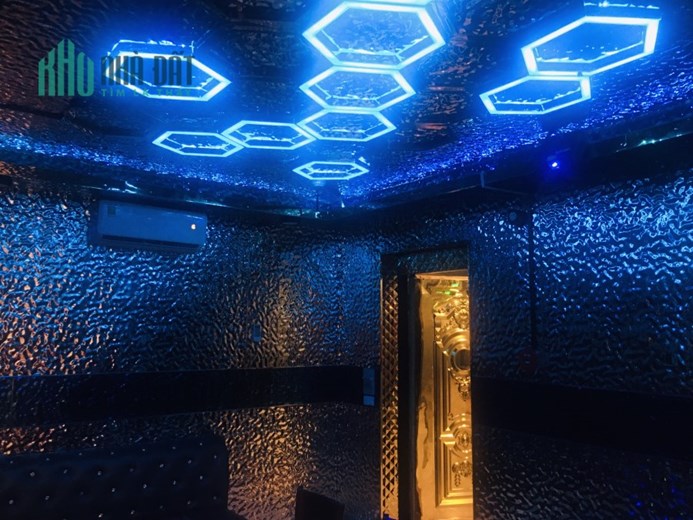 QUÁN KARAOKE MAI HÀ ĐÃ TRỞ LẠI SAU NHIỀU NĂM NGHỈ DỊCH