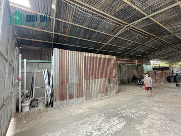 Bán nhà xưởng mặt tiền đường 5 long thạnh mỹ DT 650m giá tốt