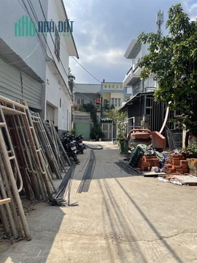 1 LÔ DUY NHẤT ĐỐI DIỆN VINHOMES QUẬN 9 110 M2