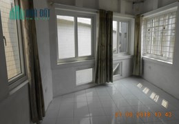 28m2 Khép kín rất trung tâm, sáng thoáng, ở ngay.