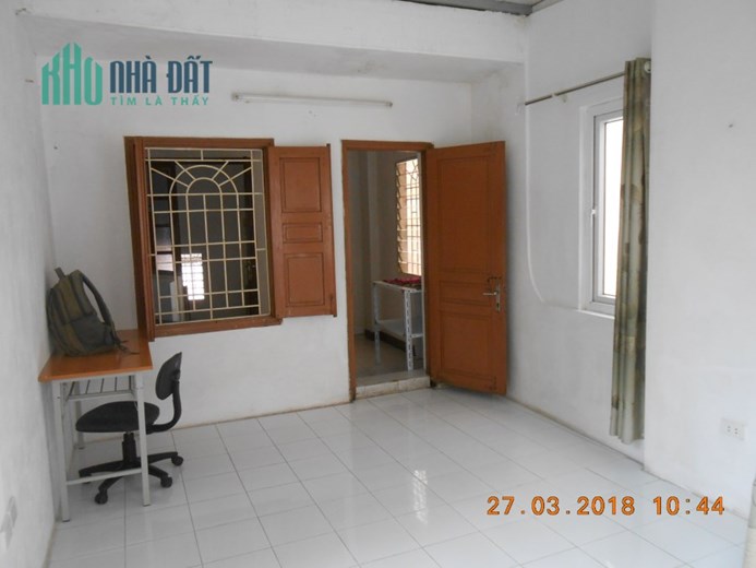 28m2 Khép kín rất trung tâm, sáng thoáng, ở ngay.